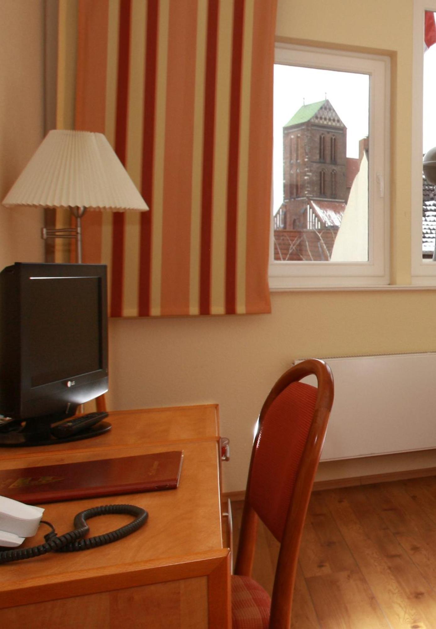 Restaurant & Hotel Вісмар Екстер'єр фото