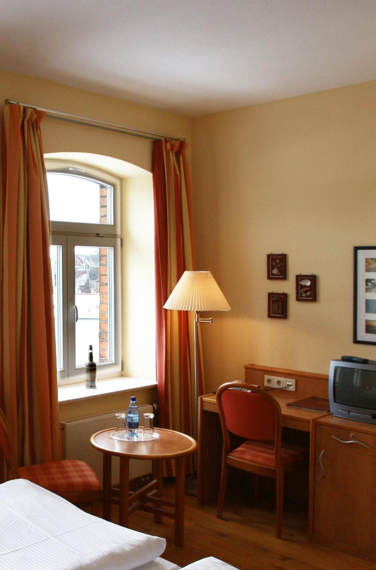 Restaurant & Hotel Вісмар Екстер'єр фото