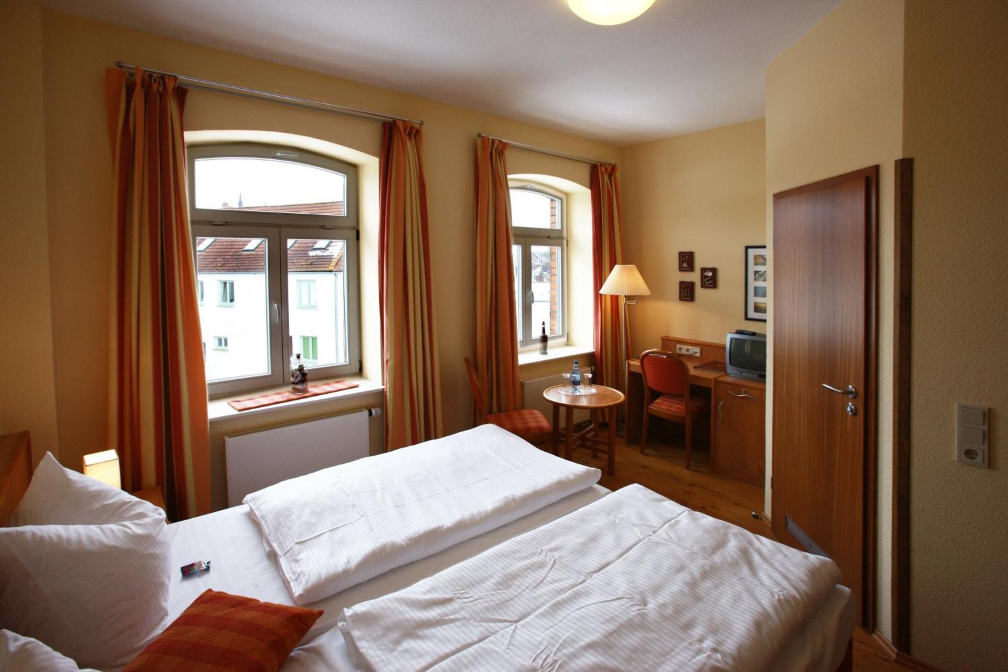 Restaurant & Hotel Вісмар Екстер'єр фото